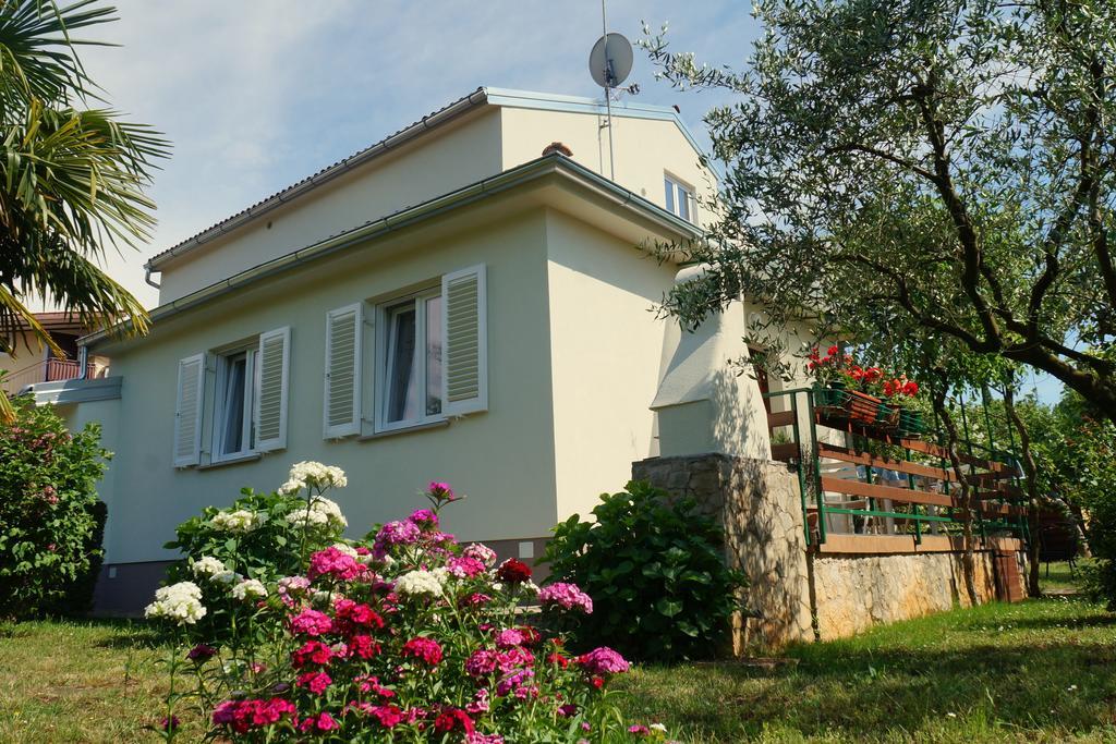 Studio And Apartment Nadia With Garden Poreč Zimmer foto